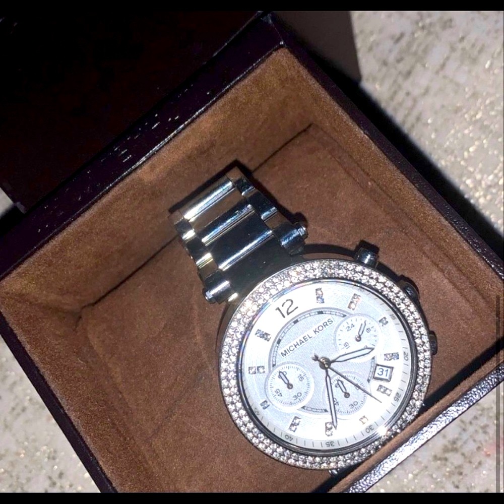 MK watch
